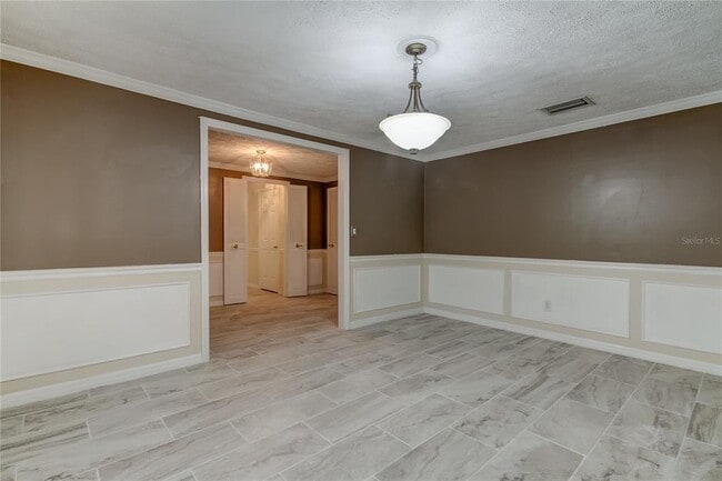 Building Photo - 10406 Reclinata Ln