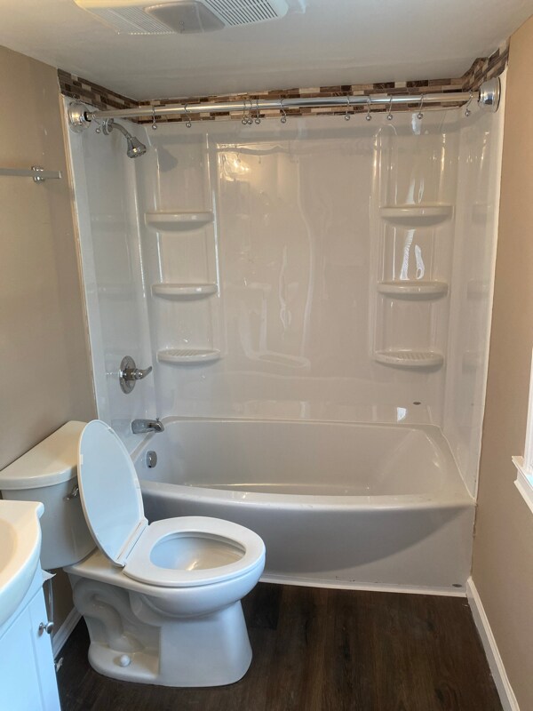 Building Photo - 207 W Calhoun St