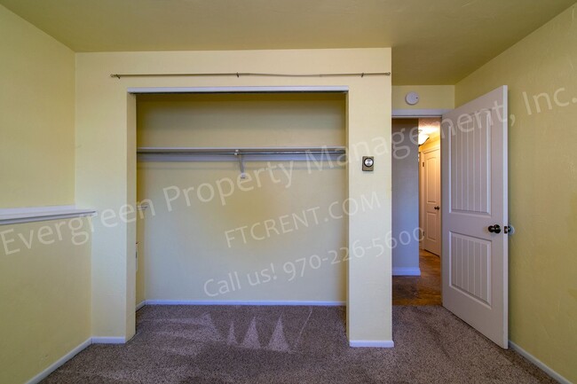 Building Photo - Fantastic 4 bedroom, 2 bathroom near Overl...