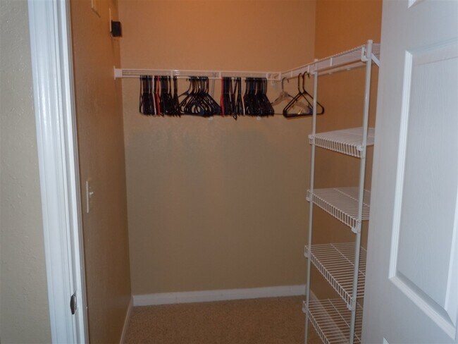 Building Photo - 260 Old Village Center Cir