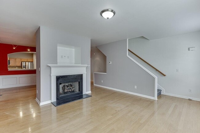 Building Photo - 805 Tulip Poplar Way