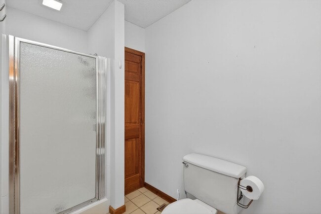 Building Photo - Charming 4BR / 3BA Historic Home with Big Backyard! BR VA