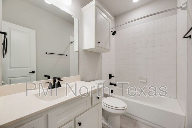 Building Photo - 6237 White Creek Drive