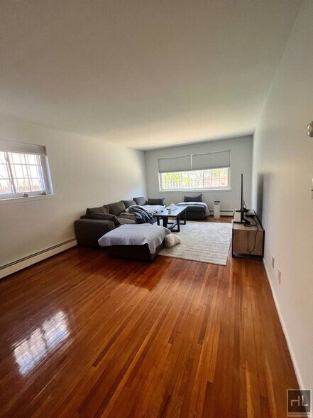 Building Photo - 74 STREET