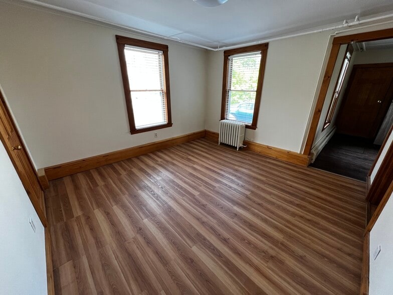Living room - 30 Parker St