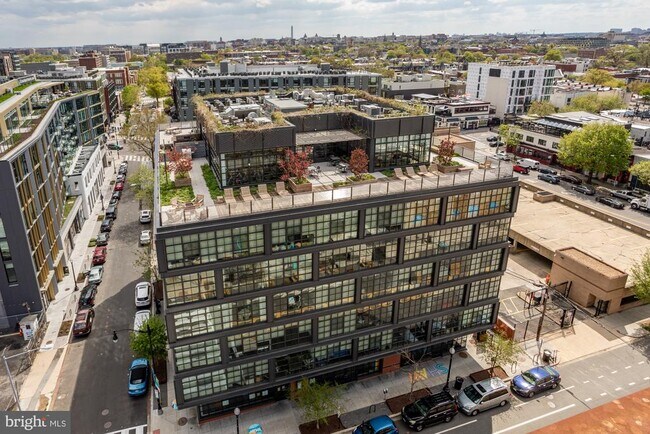 Building Photo - 2030 8th St NW