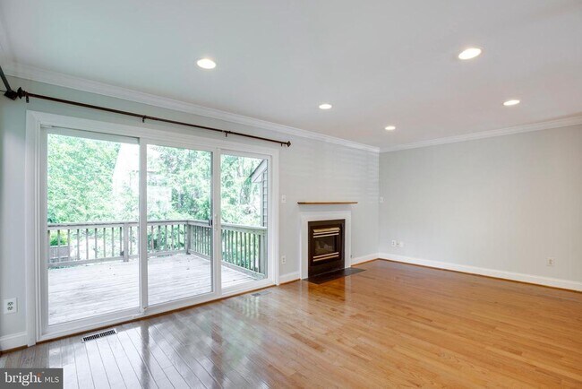 Building Photo - 5610 Gosling Ct
