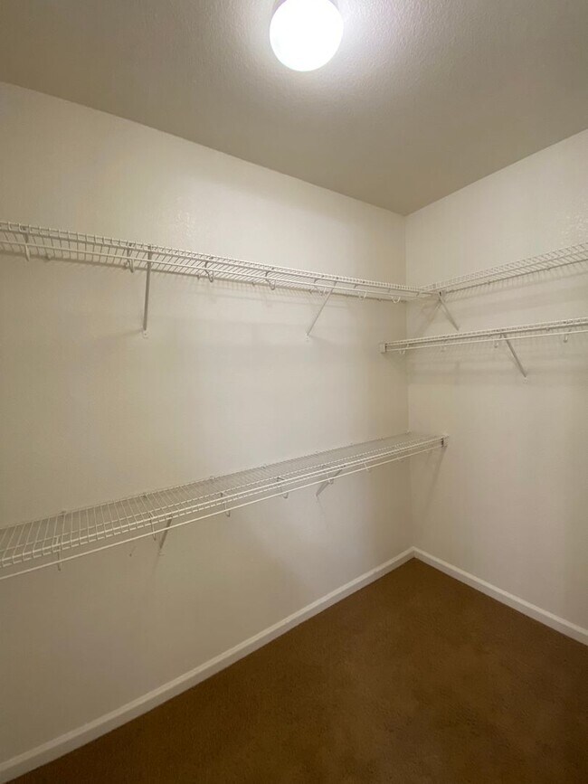 Building Photo - Elegant 2 story home in NW Visalia Coming ...