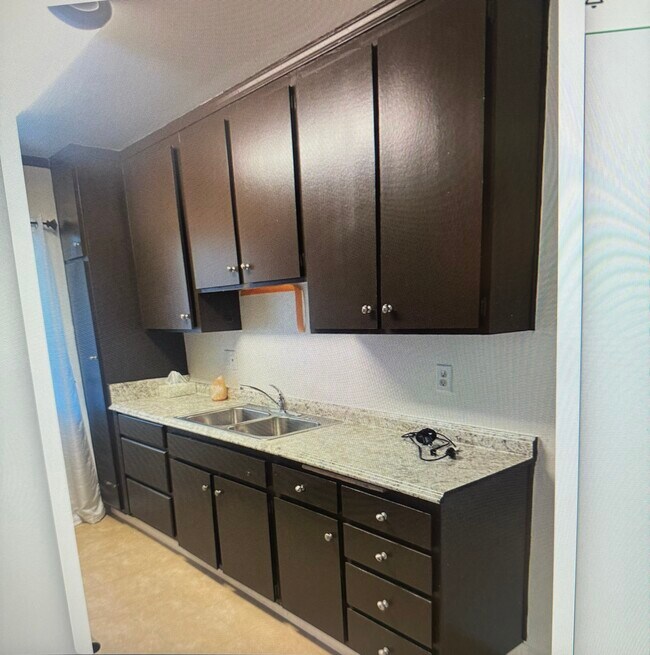Building Photo - 8800 Cedros Ave