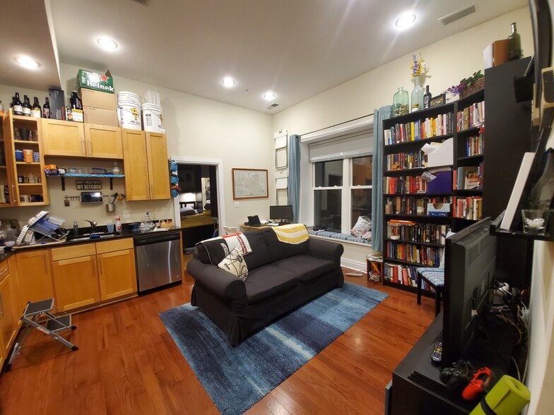 Kitchen/Living Room - 5551 Illinois Ave NW