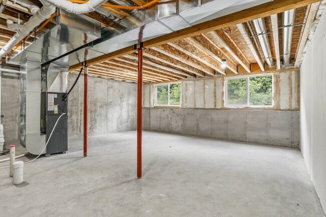 Building Photo - 200 Chalet Dr