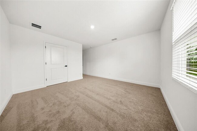 Building Photo - 12890 Eureka Lemon Dr