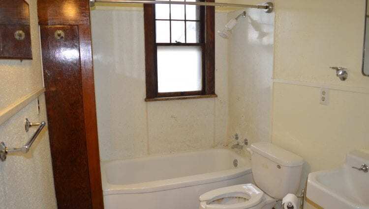 Building Photo - 16 N Broom St