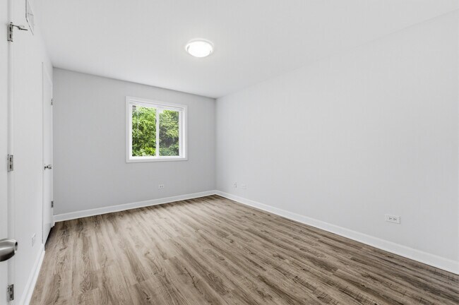 Building Photo - 224 E Rimini Ct