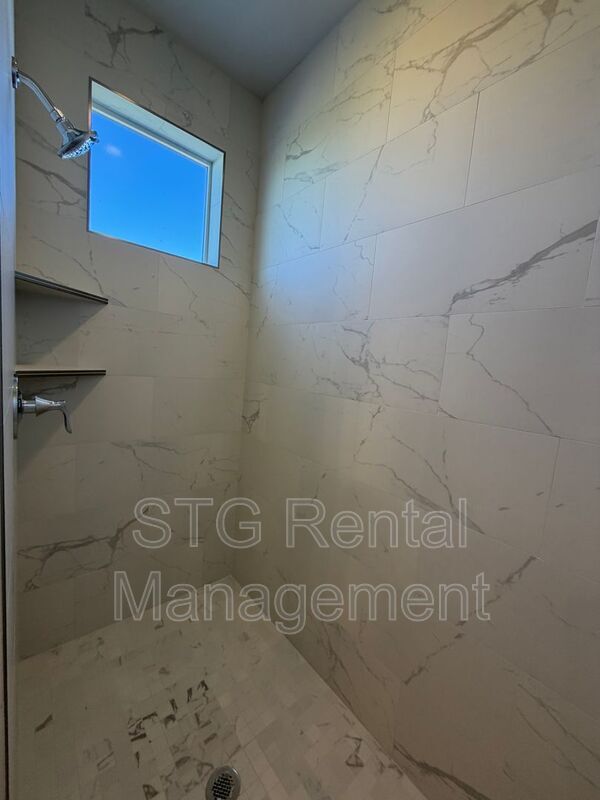 Building Photo - 1098 S 4380 W
