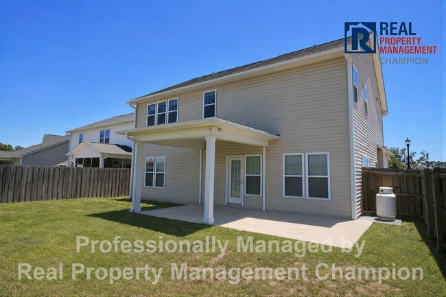 Building Photo - 11 Violetear Rdg