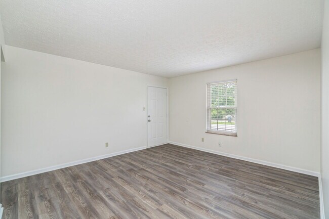 Building Photo - 4801 Cannon Ridge Dr