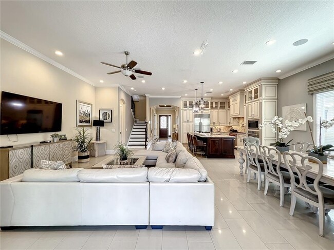 Building Photo - 760 Golden Bear Dr