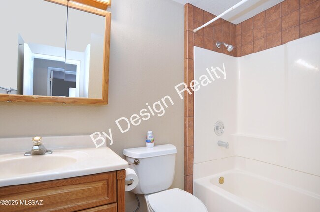 Building Photo - 7230 N Ulene Pl