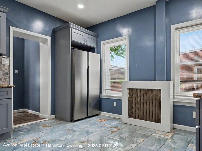 Building Photo - 1275 Hamilton Ave