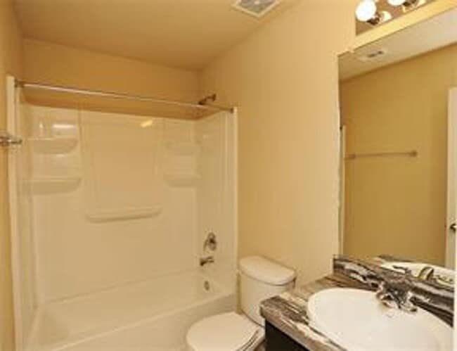 Building Photo - 10011 Cobbs Cove Ln