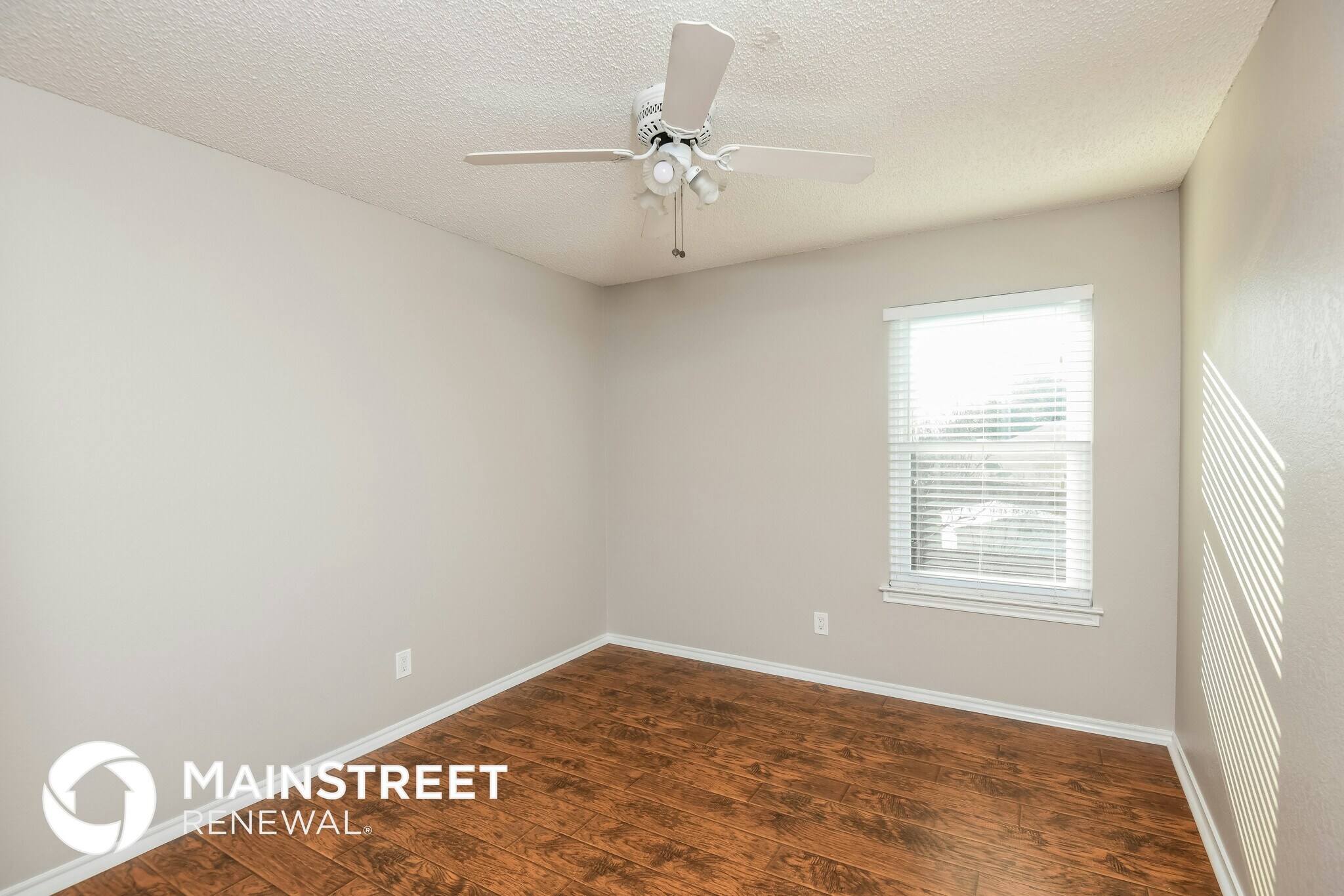 Building Photo - 3813 Clear Brook Cir