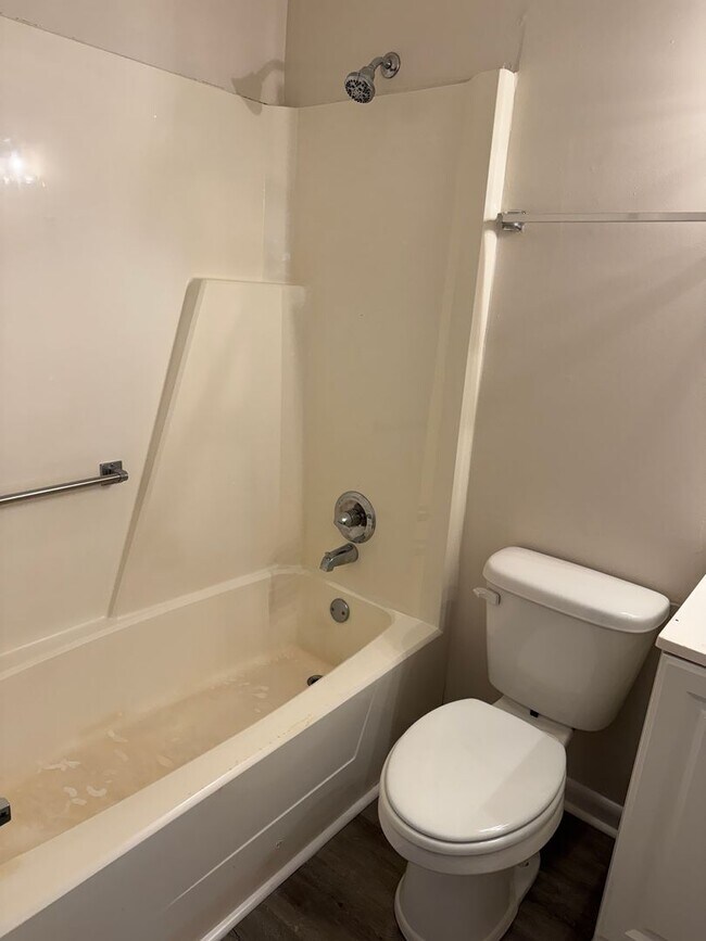 Building Photo - SAINT ANDREWS PLACE