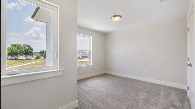 Building Photo - 5706 Montegudo Blvd