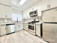 Building Photo - 254 Normandie Ave