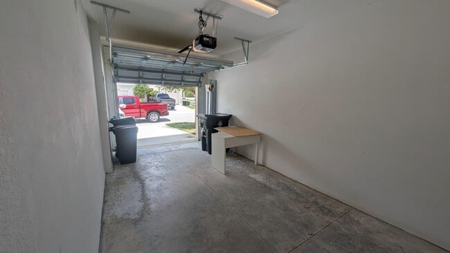 Building Photo - 2900 NW Treviso Cir