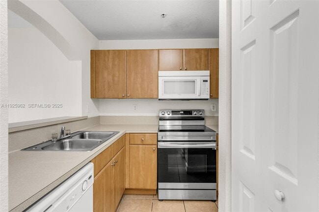 Building Photo - 7995 NW 8th St