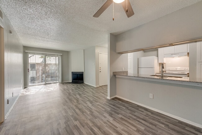 Building Photo - ROCHELLE PLACE