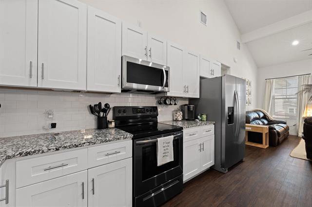 Building Photo - 2612 Dove Trail
