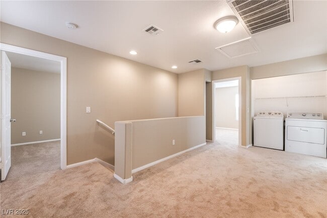 Building Photo - 5164 Bellaria Pl