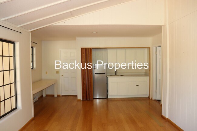 Building Photo - Wonderful four bedroom home in Hidden Hills neighborhood in Carmel Valley