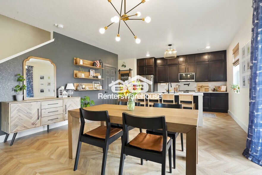 Building Photo - 6515 N Espana Ct