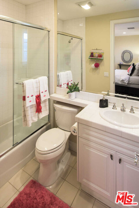 Building Photo - 25531 Prado De Oro