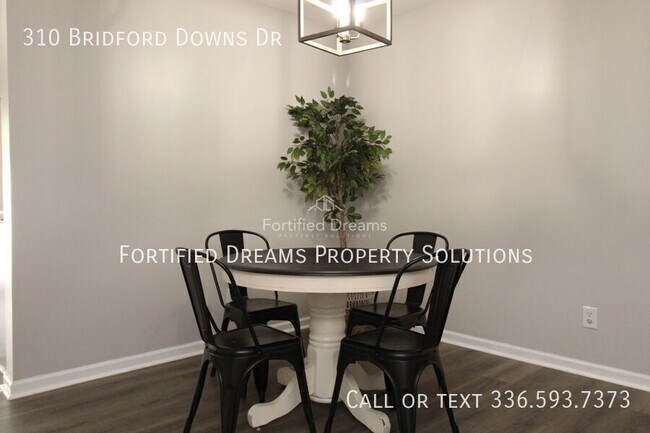 Building Photo - 310 Bridford Downs Dr