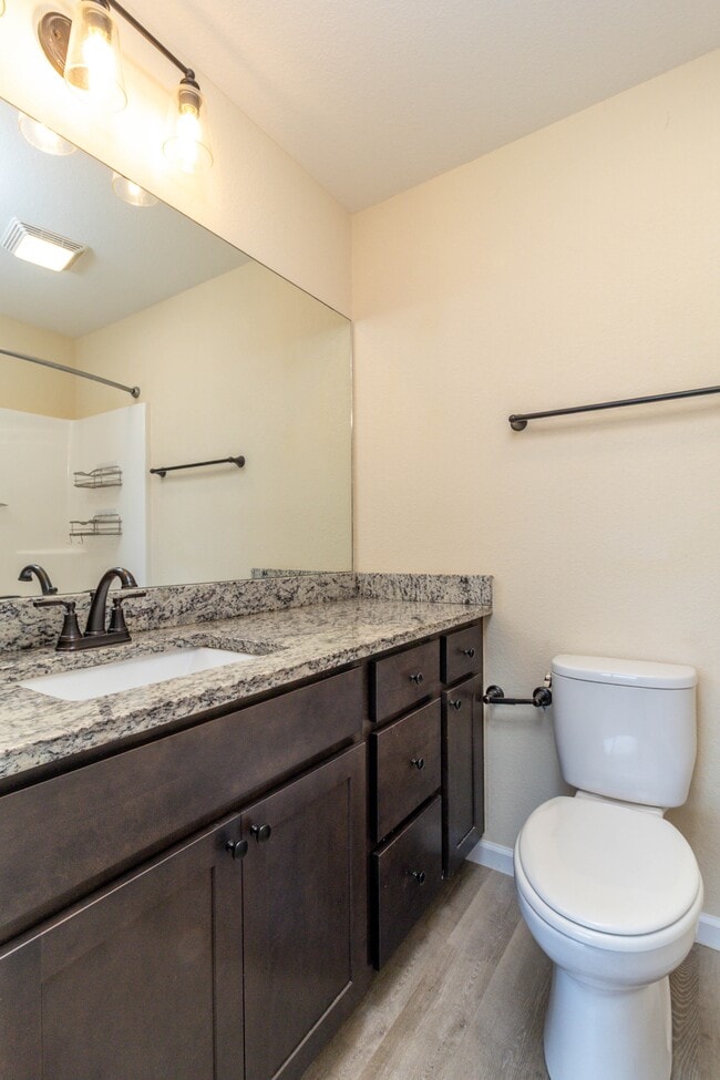 Building Photo - 931 Warrior Hill Dr