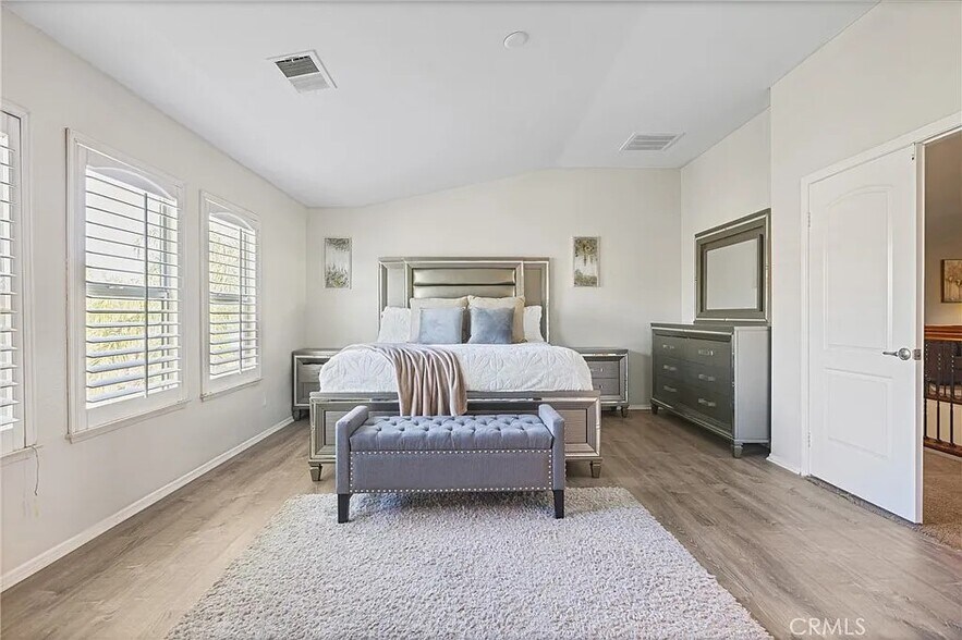 Building Photo - 1411 Scenic Ct