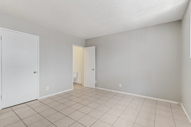 Floorplan - Shermanair Apartments