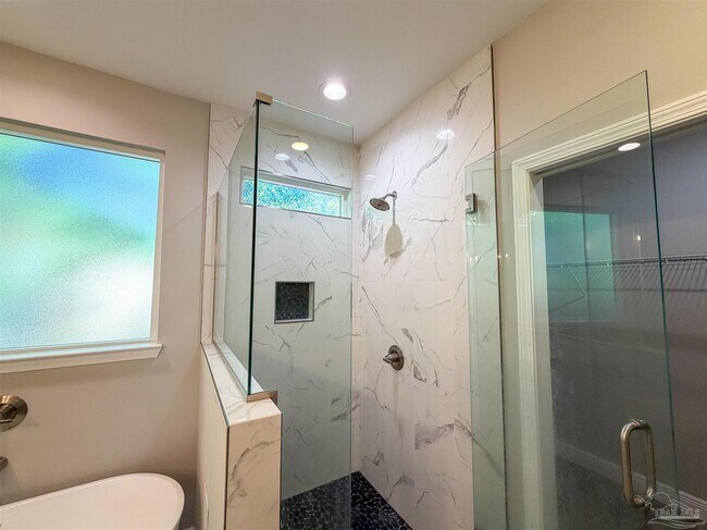 Building Photo - 1608 Toni St