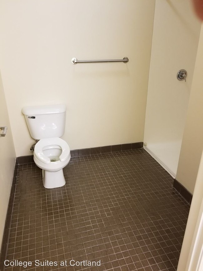 Building Photo - 951 State Route 13