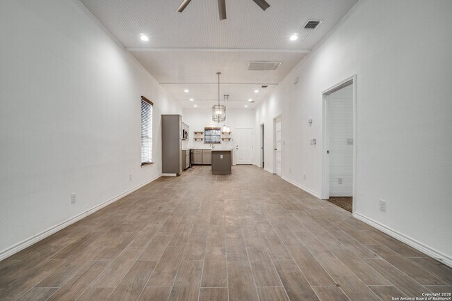 Building Photo - 312 Quitman St