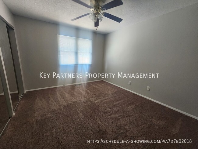 Building Photo - 7175 NW Chapel Woods Cir