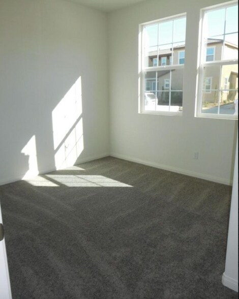 Building Photo - 5961 Silveira St