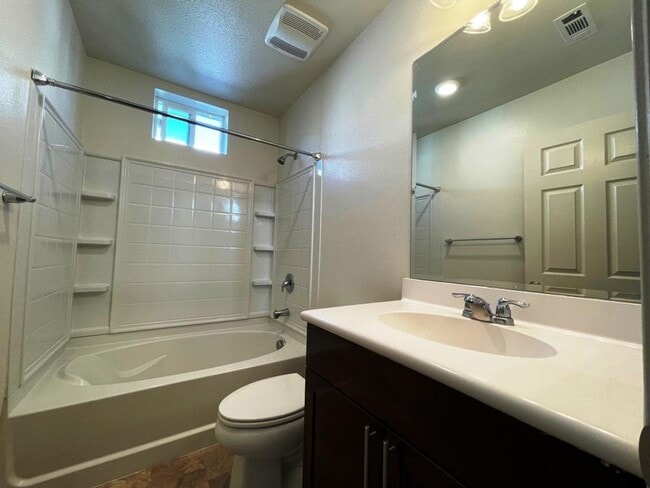Building Photo - 168 Llano de los Robles Ave
