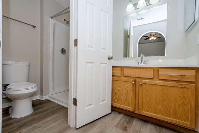 Building Photo - 10613 Opus Dr