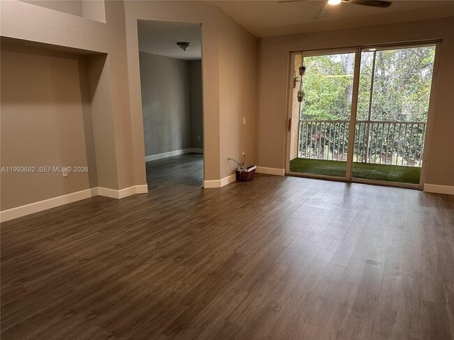 Building Photo - 20257 Royal Villagio Ct