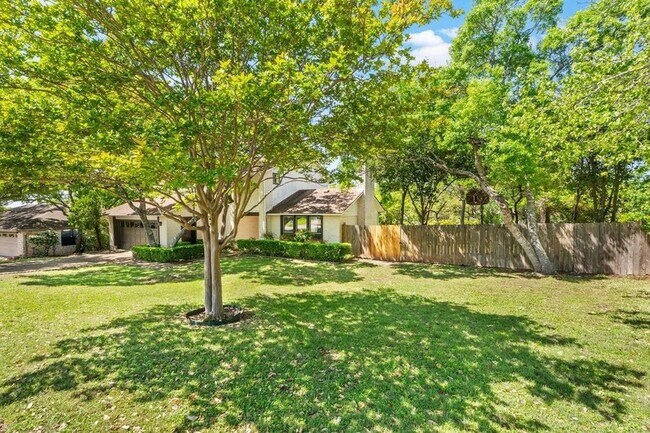 Building Photo - 6603 Whitemarsh Valley Walk